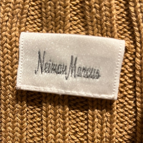 80s Neiman Marcus Ribbed Tan Sweater - Picture 2 of 2